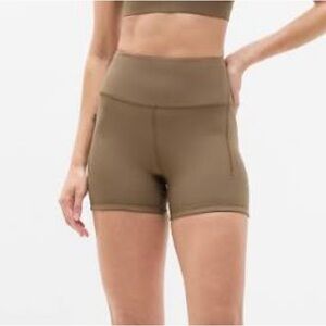 Athleta Pacesetter 4” Shortie